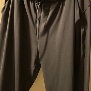 Black - Lululemon Stretch High-Rise pant size 16